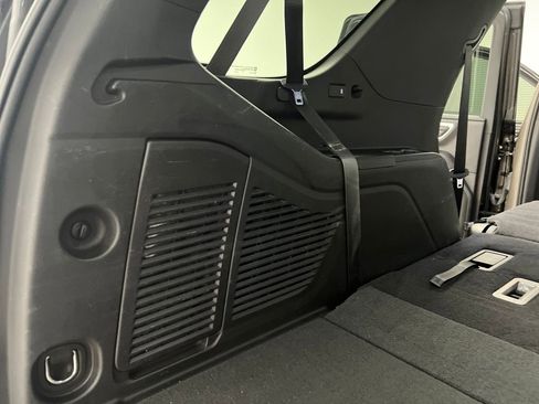 Used 2021 Chevrolet Tahoe LT image 38