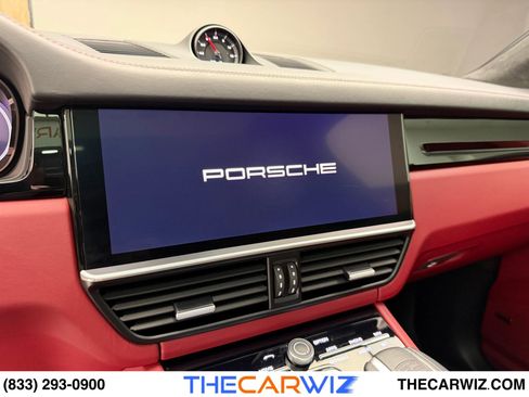 Used 2023 Porsche Cayenne GTS image 54