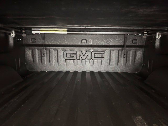 Used 2018 GMC Sierra 1500 SLT AWD/4WD image 40