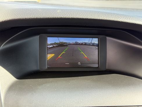 Used 2018 Ford Focus SE image 18