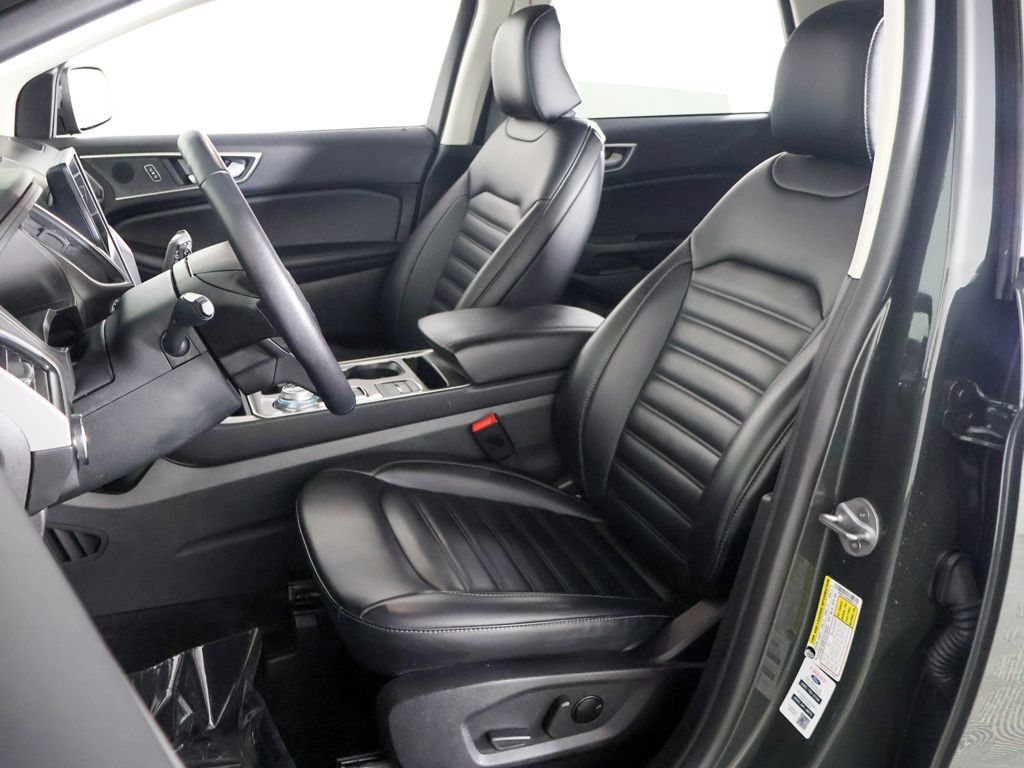 Used 2024 Ford Edge SEL w/ Convenience Package AWD/4WD image 28