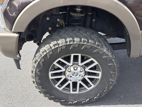 Used 2019 Ford F250 Lariat w/ Lariat Ultimate Package image 14