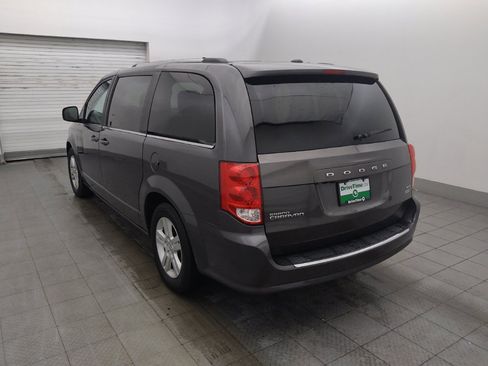 Used 2019 Dodge Grand Caravan SXT FWD image 5