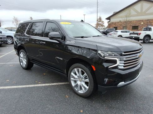 Used 2021 Chevrolet Tahoe High Country image 3