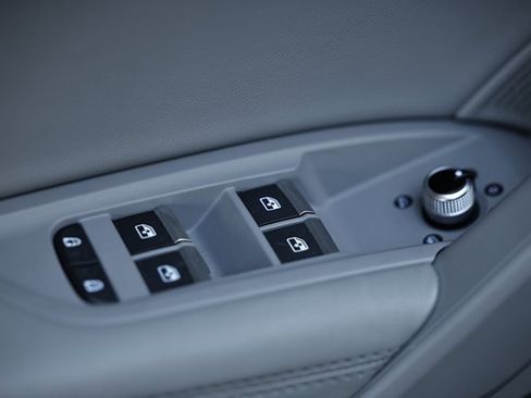 Used 2024 Audi Q5 2.0T Premium Plus image 17