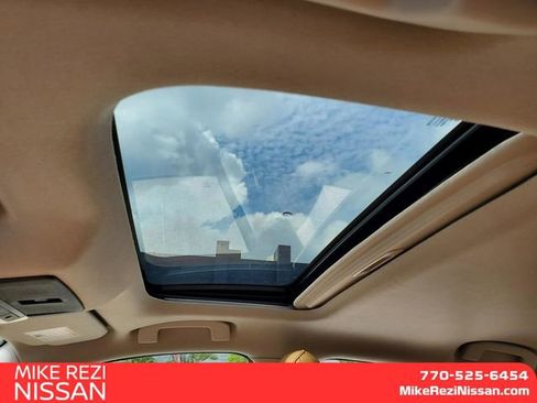 New 2025 Nissan Sentra SV w/ SV Premium Package image 11