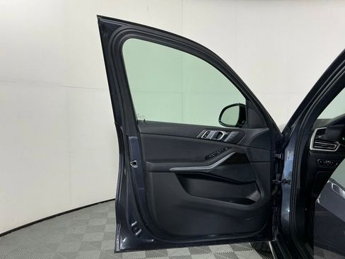 Used 2019 BMW X5 xDrive40i w/ Convenience Package AWD/4WD image 21