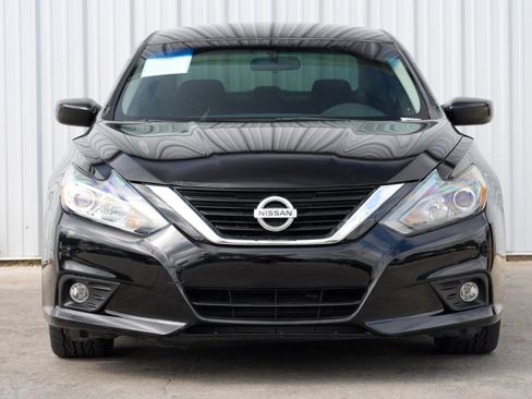 Used 2018 Nissan Altima 2.5 SR w/ SR Midnight Edition image 6