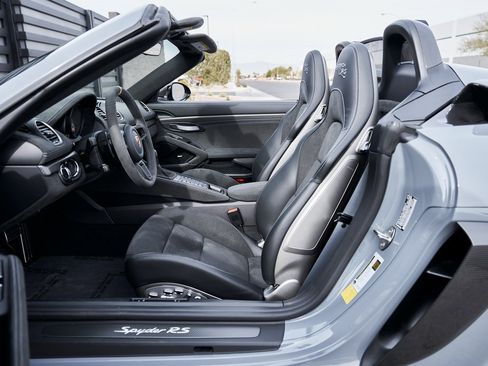 Used 2024 Porsche 718 Boxster Spyder RS w/ Weissach Package image 42