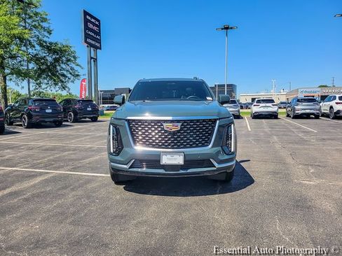 New 2026 Cadillac Escalade Luxury w/ LPO, Floor Liner Package AWD/4WD image 7