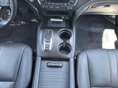 Used 2023 Honda Passport TrailSport image 28
