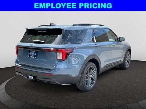 New 2026 Ford Explorer ST-Line w/ ST-Line Street Pack AWD/4WD image 6