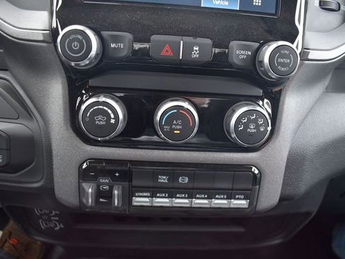 New 2025 RAM 5500 Tradesman image 31