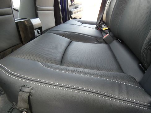 Used 2025 Toyota Tacoma SR5 image 54