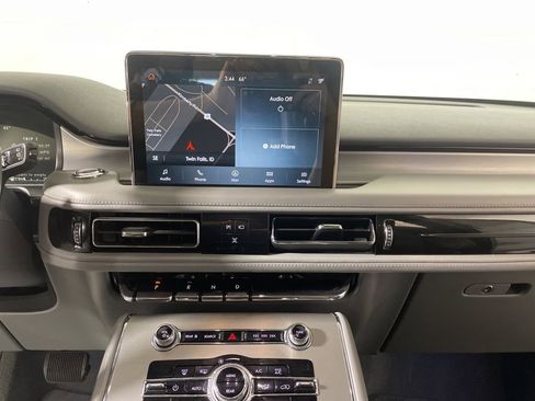 Used 2020 Lincoln Aviator Reserve image 14