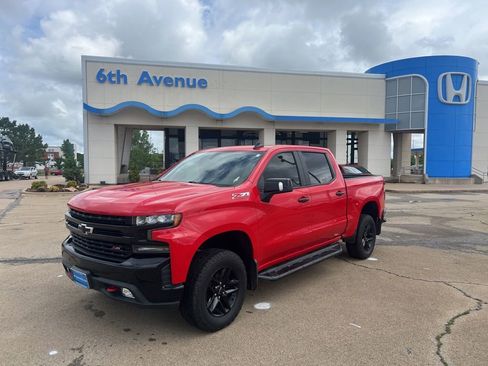 Used 2019 Chevrolet Silverado 1500 LT Trail Boss AWD/4WD image 1