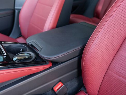 New 2026 Porsche Panamera 4 E-Hybrid AWD/4WD image 26