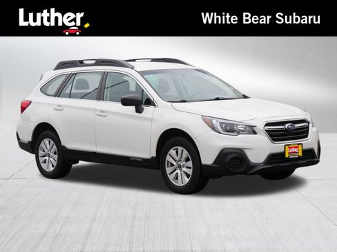 Used 2018 Subaru Outback 2.5i image 1