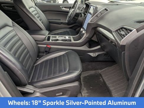 Used 2024 Ford Edge SEL w/ Convenience Package image 17