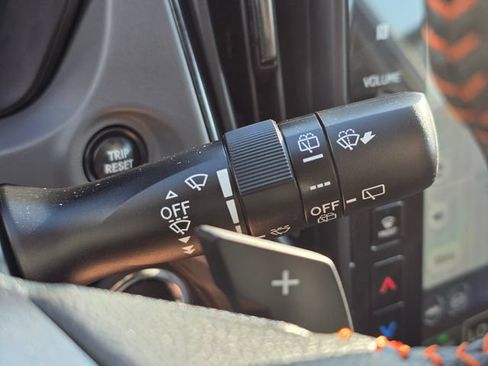 Certified 2026 Subaru Crosstrek 2.5i Limited w/ Crosstrek Mirror Package AWD/4WD image 35