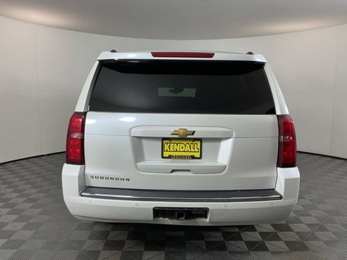 Used 2016 Chevrolet Suburban LTZ image 5