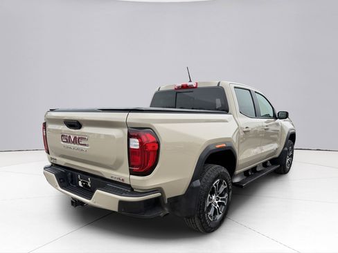 Used 2023 GMC Canyon AT4 w/ AT4 Premium Package image 9