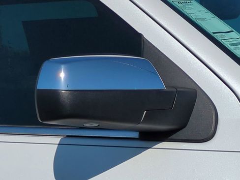 Used 2018 GMC Sierra 1500 SLT image 11