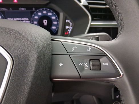 New 2025 Audi Q3 2.0T Premium w/ Convenience Package image 21