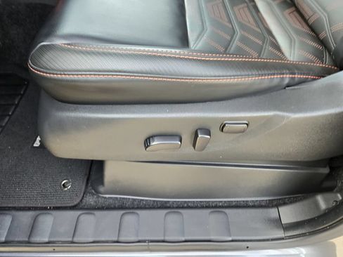Used 2025 Nissan Frontier PRO-4X w/ Pro Premium Package AWD/4WD image 14
