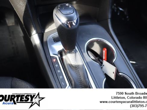 Used 2020 Chevrolet Equinox LT AWD/4WD image 18