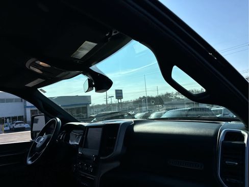 Used 2024 RAM 2500 Big Horn w/ Bed Utility Group image 25