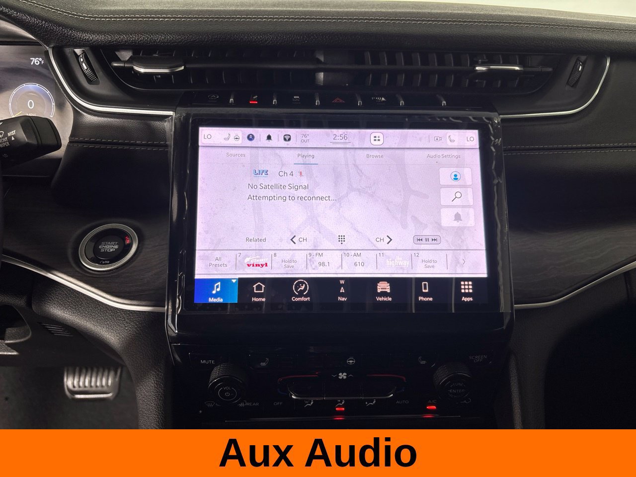 Used 2022 Jeep Grand Cherokee L Limited AWD/4WD image 18