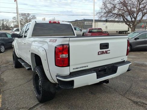 Used 2018 GMC Sierra 1500 SLE image 7