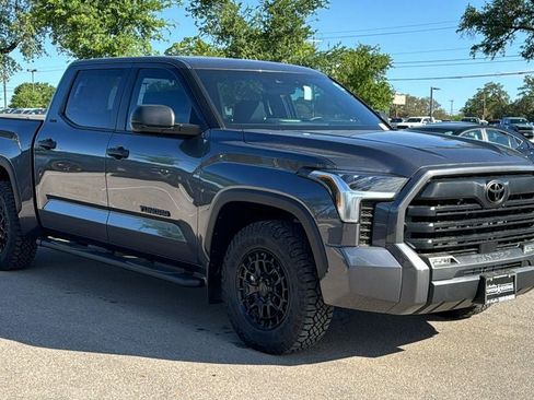 New 2026 Toyota Tundra SR5 image 3