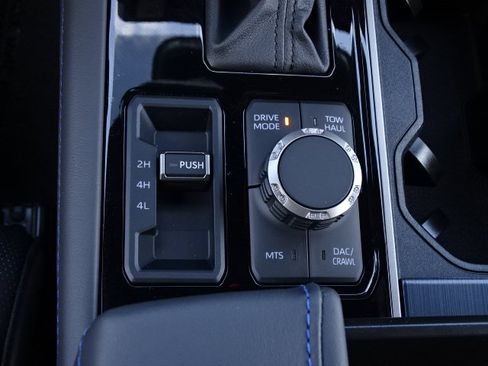 New 2026 Toyota Sequoia Platinum AWD/4WD image 25