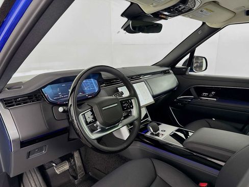 Used 2026 Land Rover Range Rover SE AWD/4WD image 9