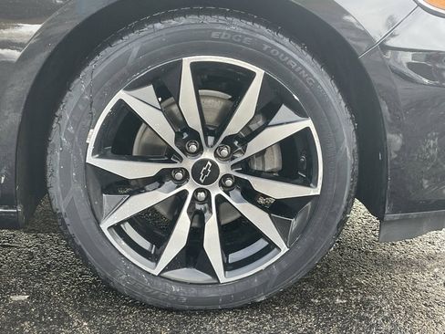 Used 2023 Chevrolet Malibu RS w/ Driver Confidence Package image 9