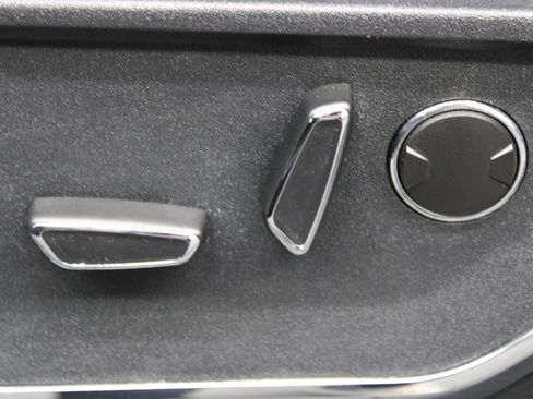 Used 2024 Ford F150 Lariat w/ Equipment Group 502A High AWD/4WD image 17