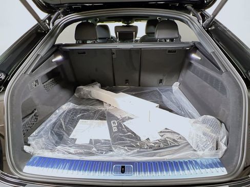 New 2026 Audi Q8 Premium Plus image 26