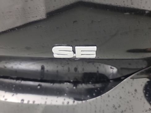 Used 2025 Mitsubishi Outlander SE AWD/4WD image 11