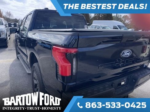 Used 2025 Ford F150 Lightning Flash image 7