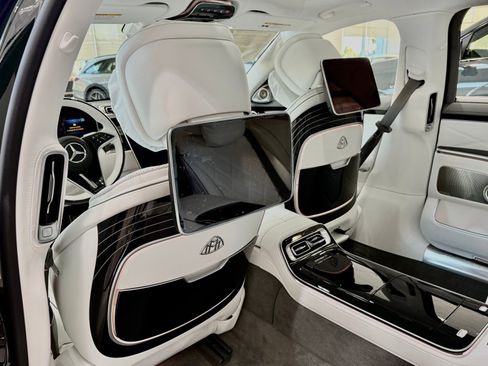 New 2026 Mercedes-Benz Maybach S 680 4MATIC image 23