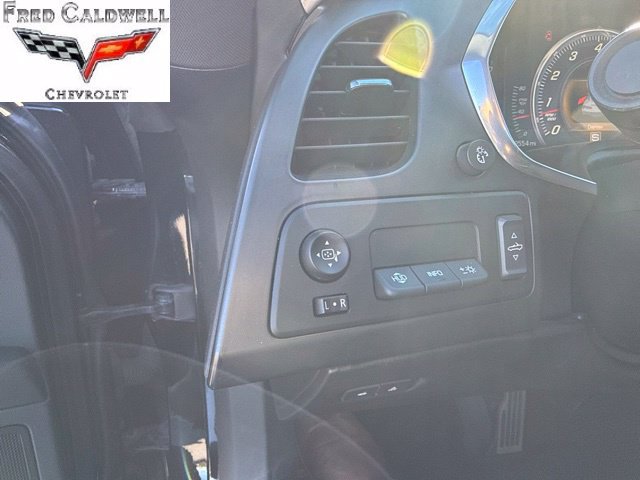 Used 2014 Chevrolet Corvette Stingray Convertible w/ 3LT Preferred Equipment Group RWD image 10