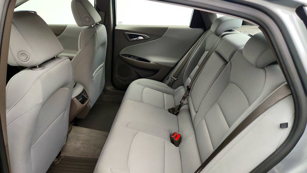 Used 2024 Chevrolet Malibu LT FWD image 20
