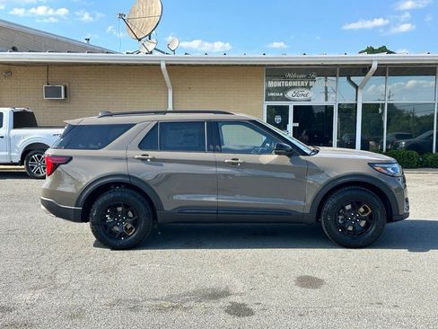 New 2026 Ford Explorer Tremor w/ Tremor Ultimate Package AWD/4WD image 10