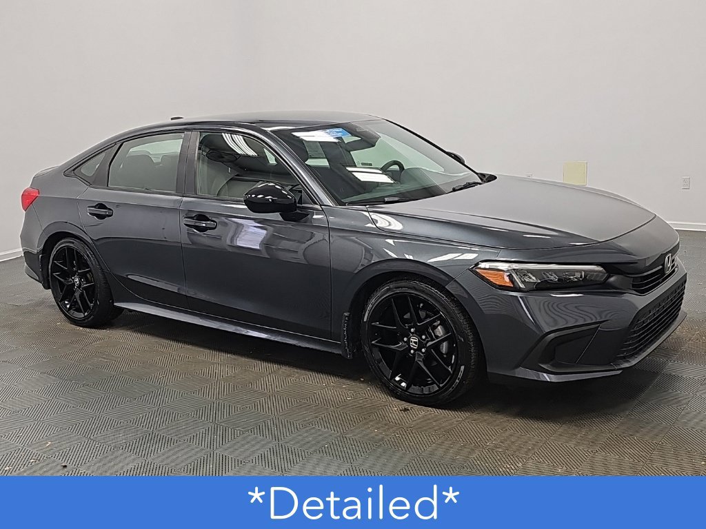 Used 2024 Honda Civic Sport image 2