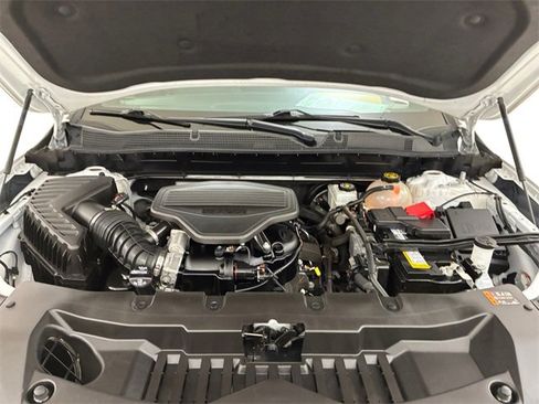 Used 2022 Chevrolet Blazer RS w/ Enhanced Convenience Package image 11