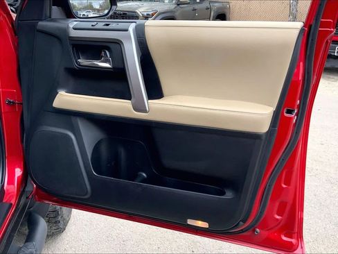 Used 2022 Toyota 4Runner SR5 Premium w/ Moonroof Package image 22