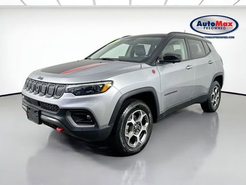 Used 2022 Jeep Compass Trailhawk w/ Trailhawk Elite Group image 5
