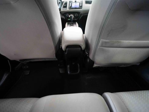 Used 2016 Honda HR-V LX image 22